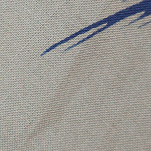 体に布が張り付かないので、布からの気化熱を発生させやすく、涼しい